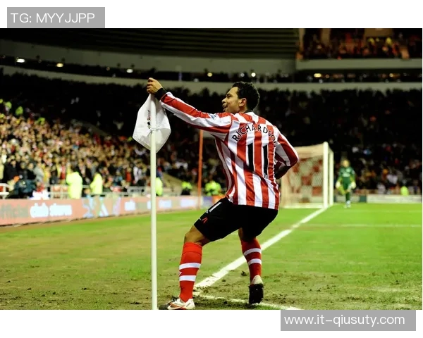 足球打电话庆祝的奇妙瞬间让我们感受运动与激情的完美结合